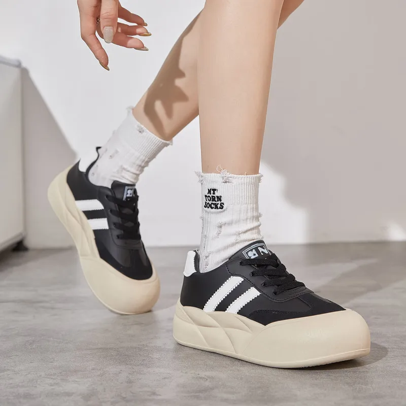 Medd Low Top Skateboard Shoes Women's-11