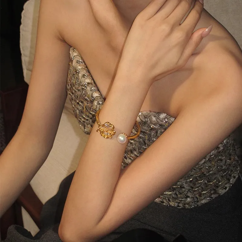 BOONEE ALUS Synthetic Cubic Zirconia Bangles Women's-3