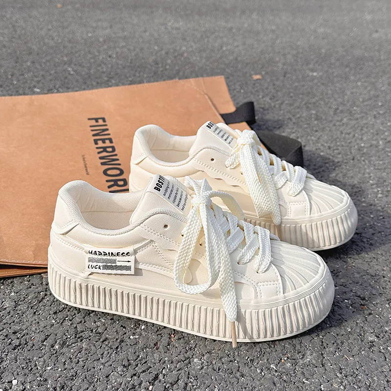 Miss Zhang Breathable Height Increasing Low Top Skateboard Shoes-8