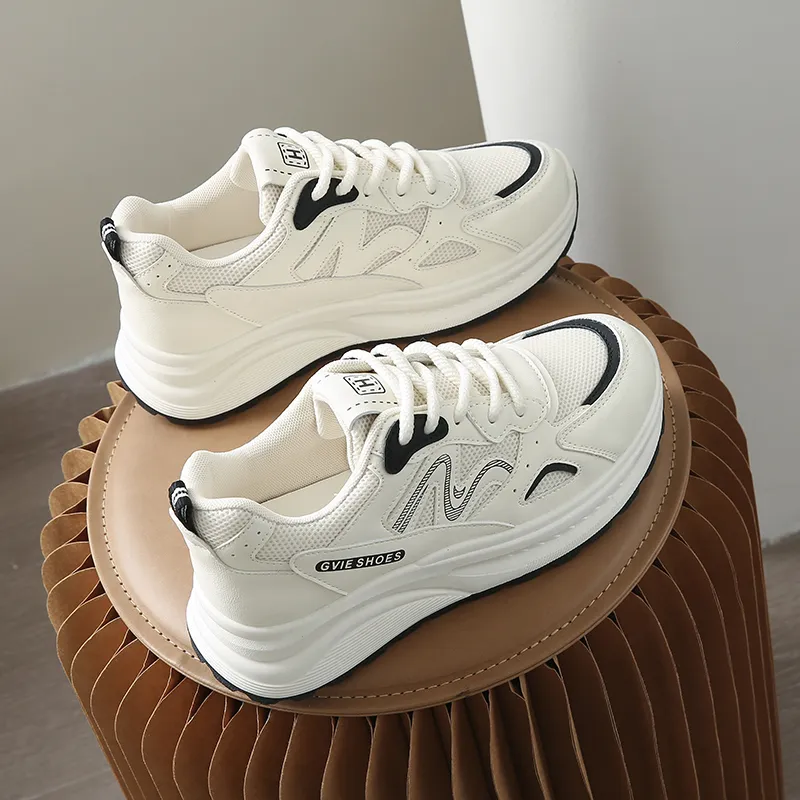 Handsome Running Sheep Low Top Chunky Sneakers Women's-2
