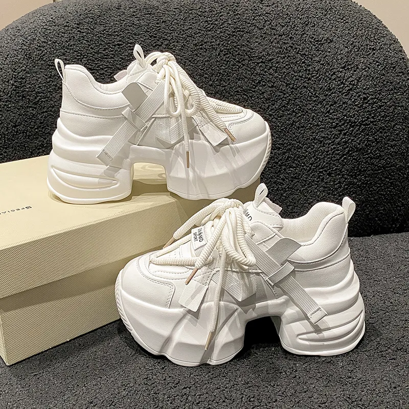 Handsome Running Sheep Slip-Resistant Low-Top Chunky Sneakers Women's-2