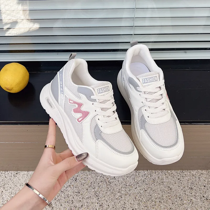 Handsome Running Sheep Breathable Support Low Top Chunky Sneakers Women's-1
