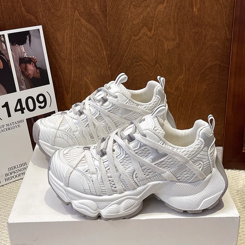 Handsome Running Sheep Slip Resistant Low Top Chunky Sneakers Women's-4