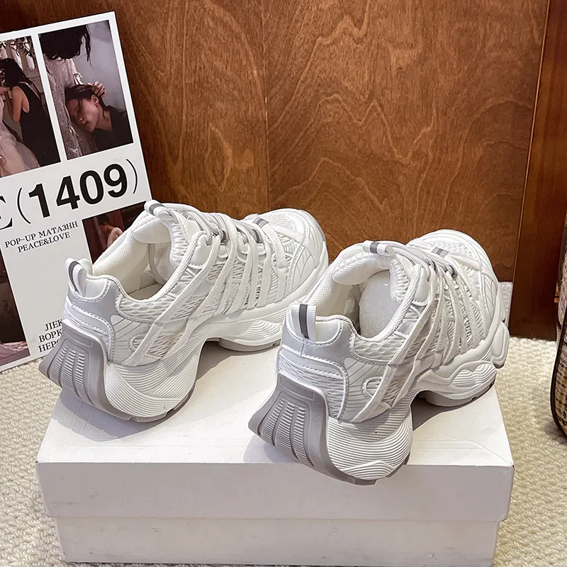 Handsome Running Sheep Slip Resistant Low Top Chunky Sneakers Women's-5