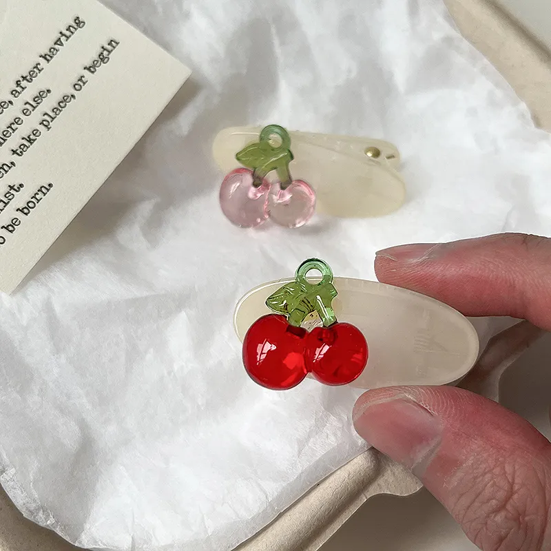 Yab Hair Clips Unisex-2