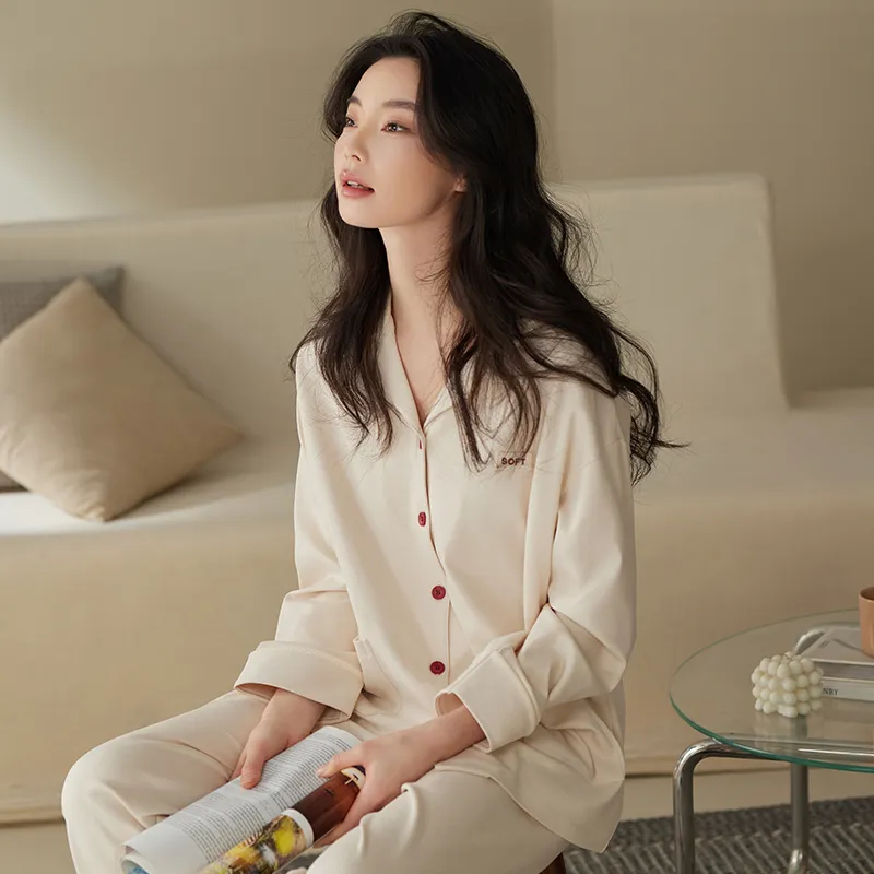 Xuan Liang Pajama Set Women's Gift Box Set Milk Candy Beige-3