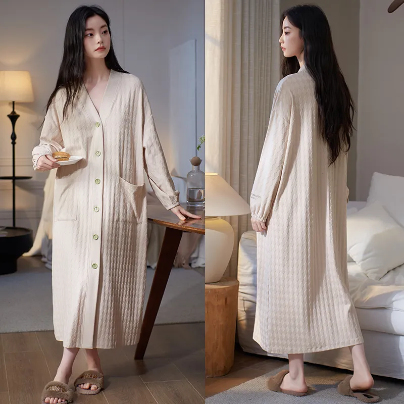 Xuan Liang Sleep Robe Women's Warm Light White-2