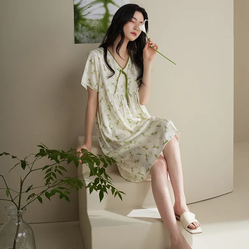 Xuan Liang Nightgown Women's Bamboo Green-1