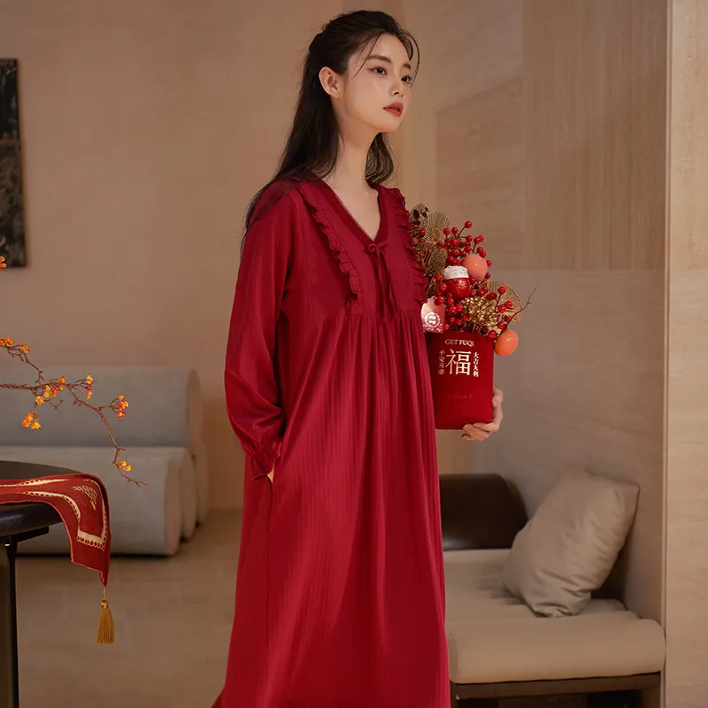 Xuan Liang Nightgown Women's Maroon-1
