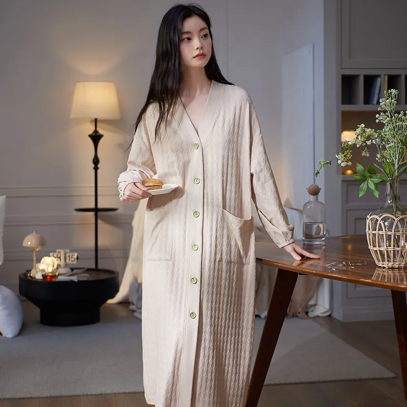 Xuan Liang Sleep Robe Women's Warm Light White-3