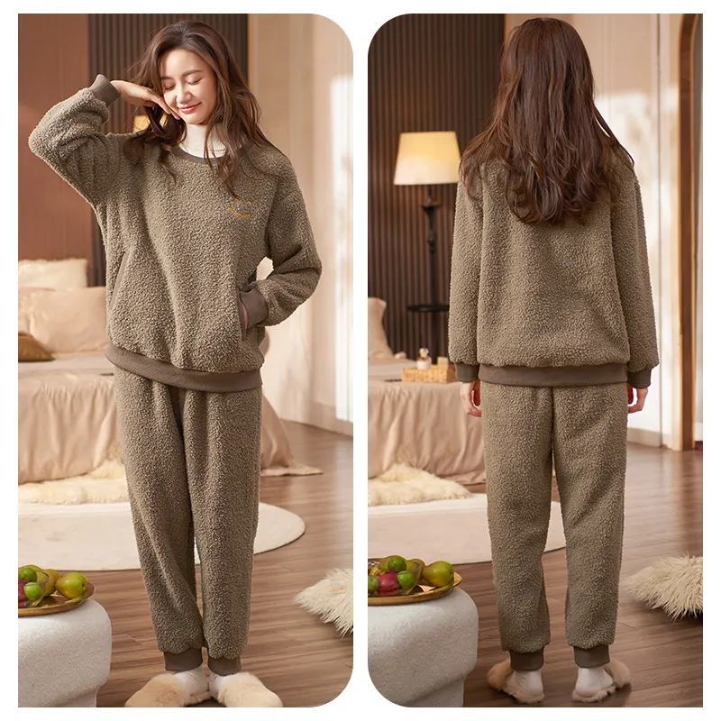 Xuan Liang Women's Pajama Sets-8