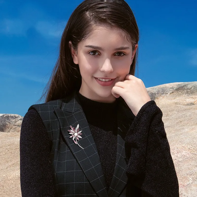 Lan Ying Artificial Crystal Brooches Women's-1