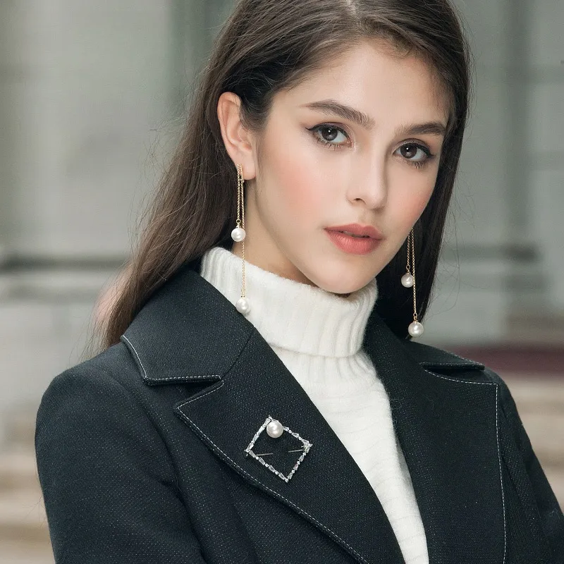 Lan Ying Alloy Brooches Women's-1