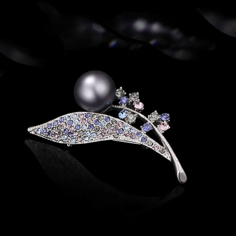 Lan Ying Austrian Crystal Brooches Women's-10