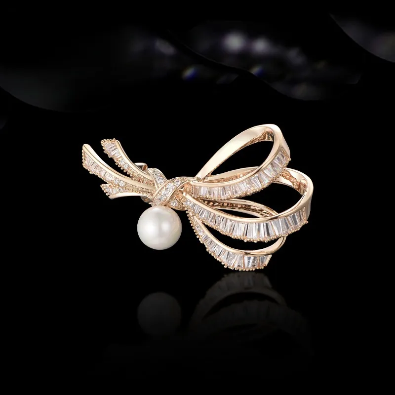 Lan Ying Artificial Crystal Brooches Unisex-1
