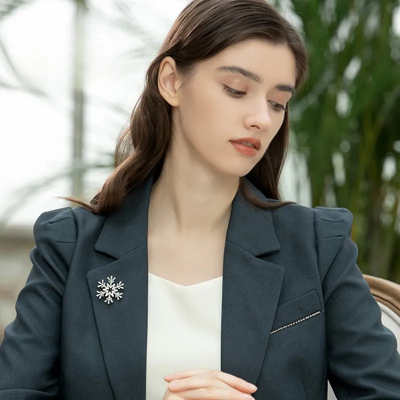 Lan Ying Artificial Crystal Brooches Women's-1