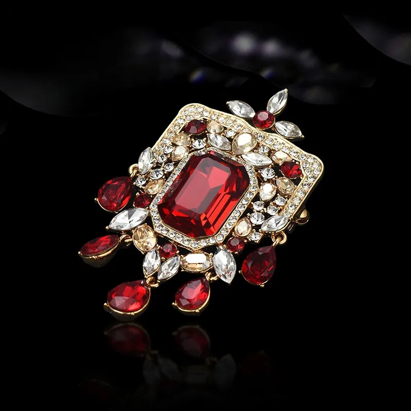 Lan Ying Austrian Crystal Brooches Women's-1
