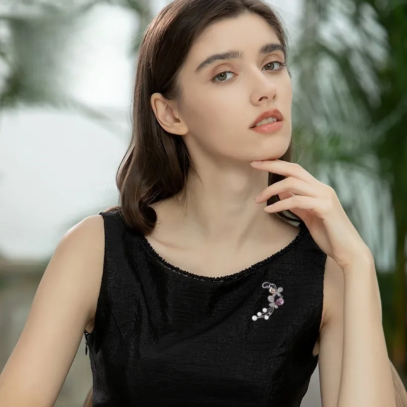 Lan Ying Austrian Crystal Brooches Women's-1