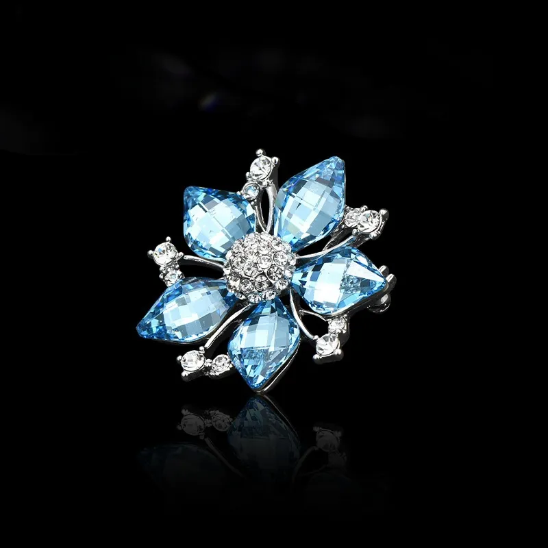 Lan Ying Austrian Crystal Brooches Women's-1