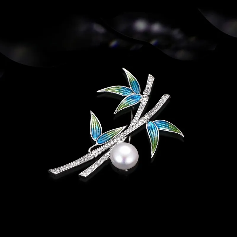 Lan Ying Austrian Crystal Brooches Unisex-2