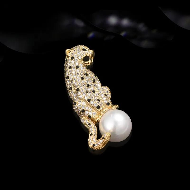 Lan Ying Crystal Brooch Luxury Niche Women's-4