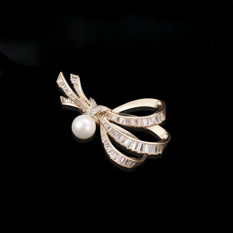 Lan Ying Artificial Crystal Brooches Unisex-2