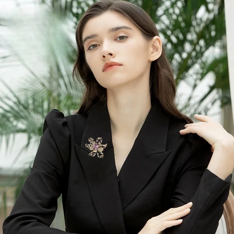 Lan Ying Eco Friendly Alloy Brooches Women's-2