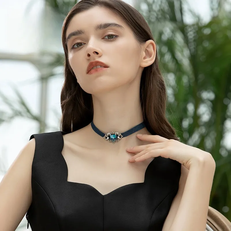 Lan Ying Alloy Necklaces Unisex-3