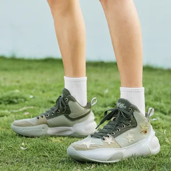 DEVIL AND ANGEL Slip Resistant And Abrasion Resistant Coverage Vintage Basketball Shoes Unisex Crown