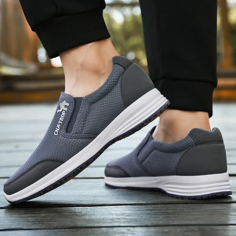 Pilot The Camel Slip-Resistant Cushioning Low-Top Casual Shoes Men's-7