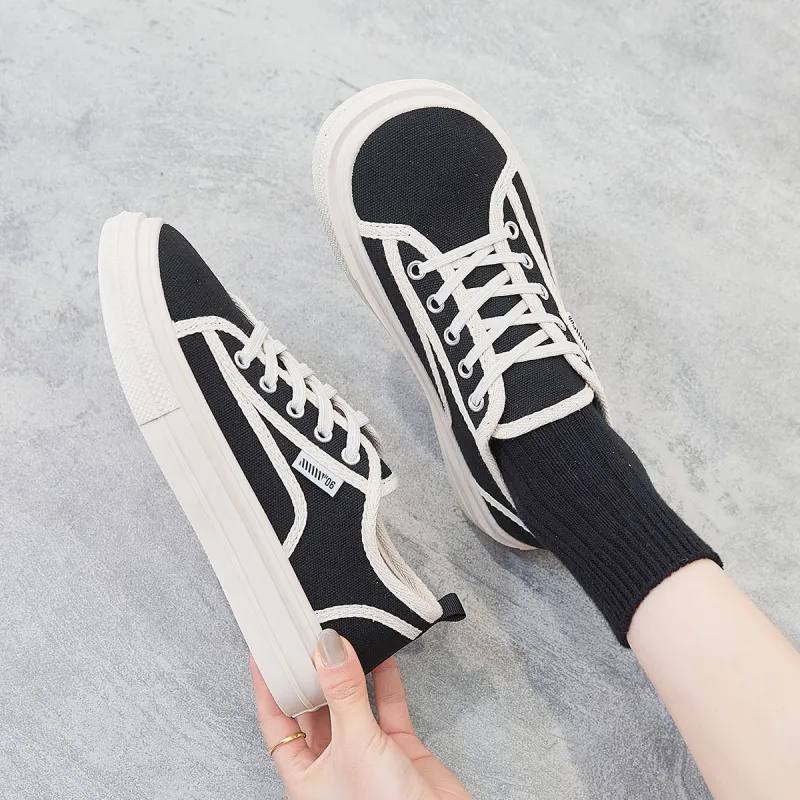 Komanic Low Top Canvas Shoes Women's Black-1