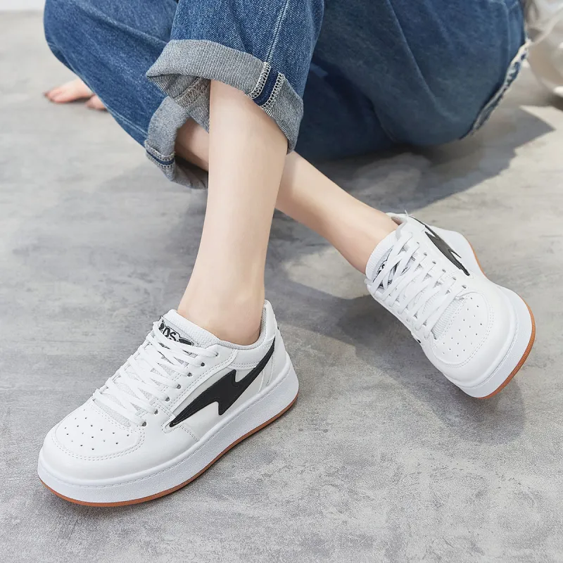 Komanic Non slip Lightweight Low Top Skateboard Shoes Women's White-4