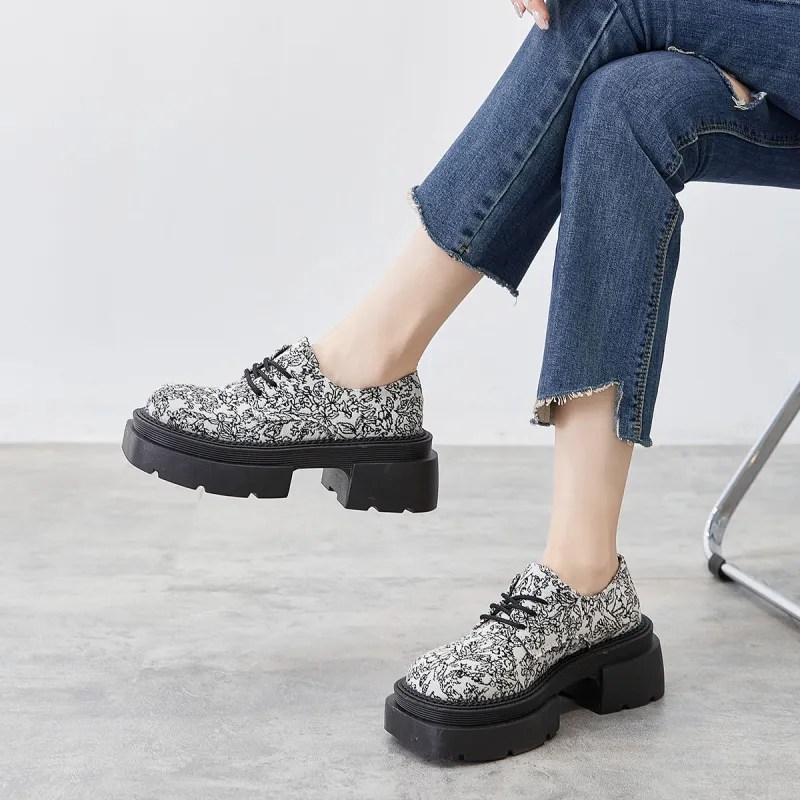 Komanic Loafers Women's Black/White-7