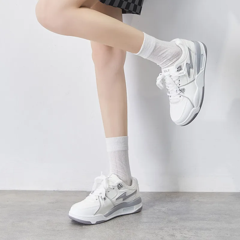 Komanic White Sneakers Wear resistant And Lightweight Low Top Skateboard Shoes Women's-23