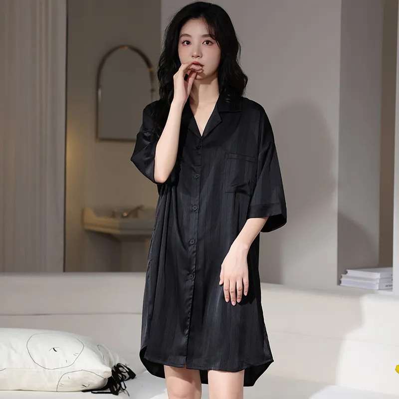 Qin Jing Nightgown Women's Black-1