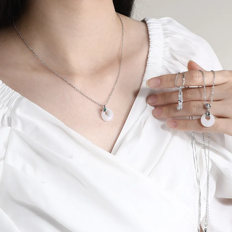 Kelanxi Resin Necklaces Women's-8