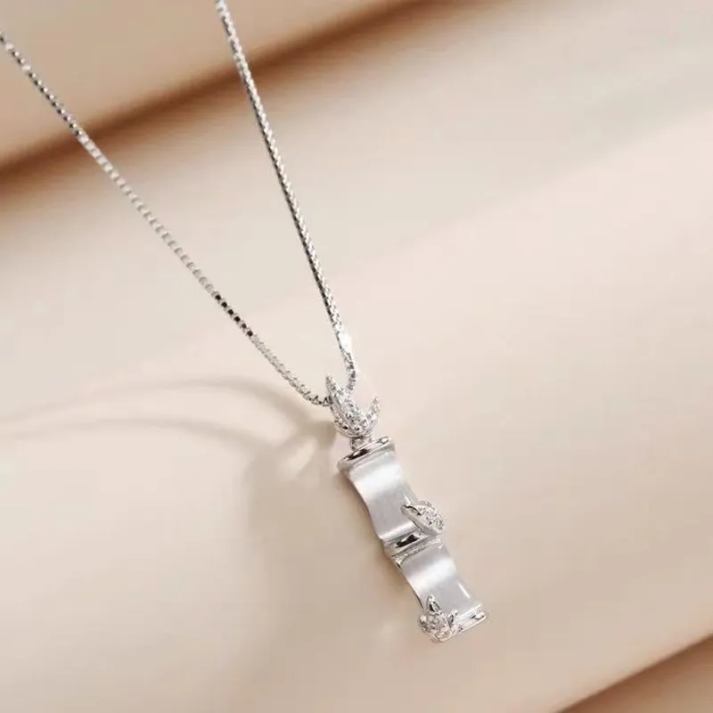 Kelanxi Resin Necklaces Women's-14