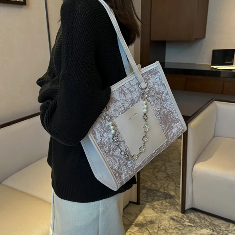 Meow in the grass Shoulder Bags-19