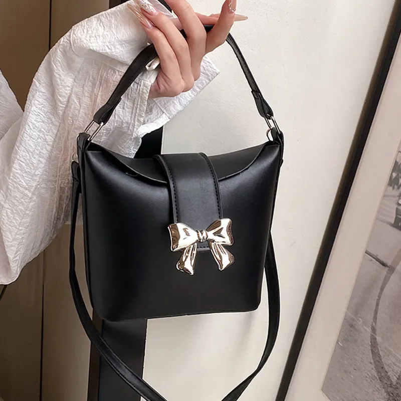 Meow in the grass Handbags-1