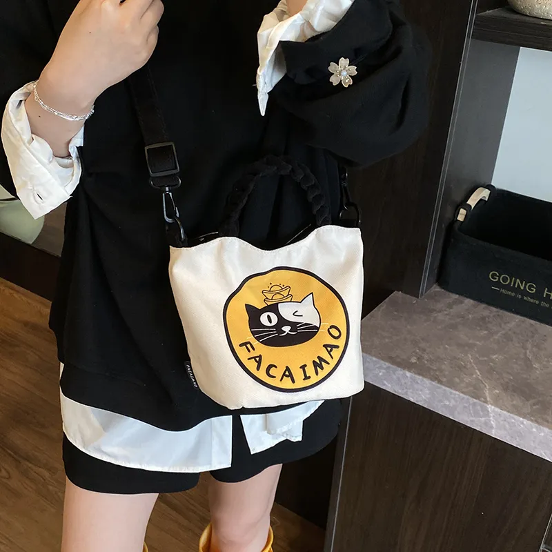 Meow In The Grass Canvas Handbag Women's Prosperity Cat/Gold Cat-10