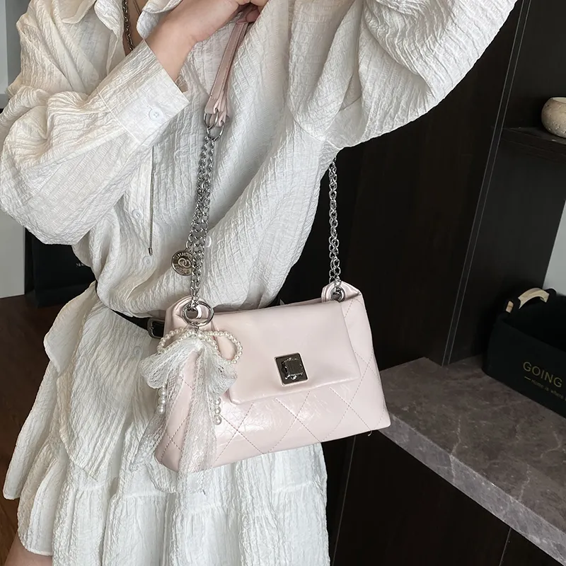 Meow In The Grass PU Shoulder Bag Women's Black/Light Pink/Ivory/Burgundy-12