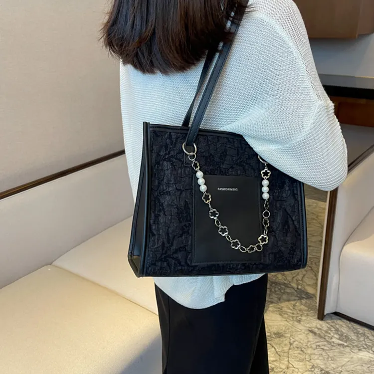 Meow in the grass Shoulder Bags-25