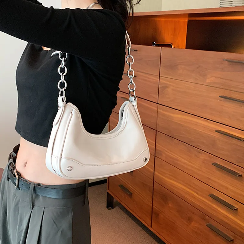 Meow in the grass Handbags-7
