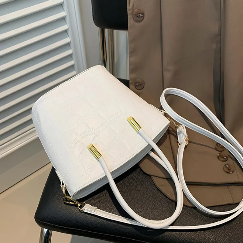 Meow in the grass Handbags-13