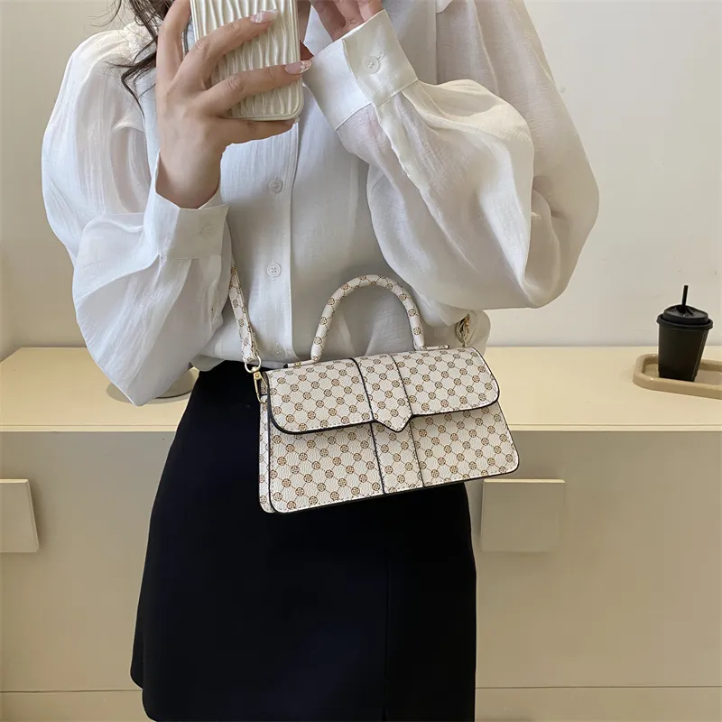 Meow in the grass Handbags-59
