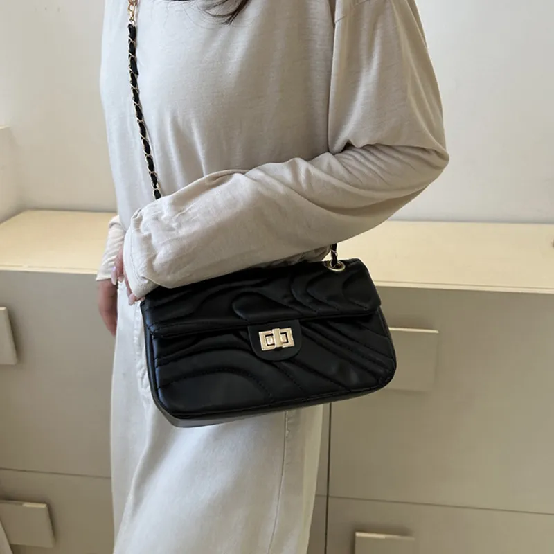 Meow In The Grass PU Shoulder Bag Women's Black/Ecru/Silver-4