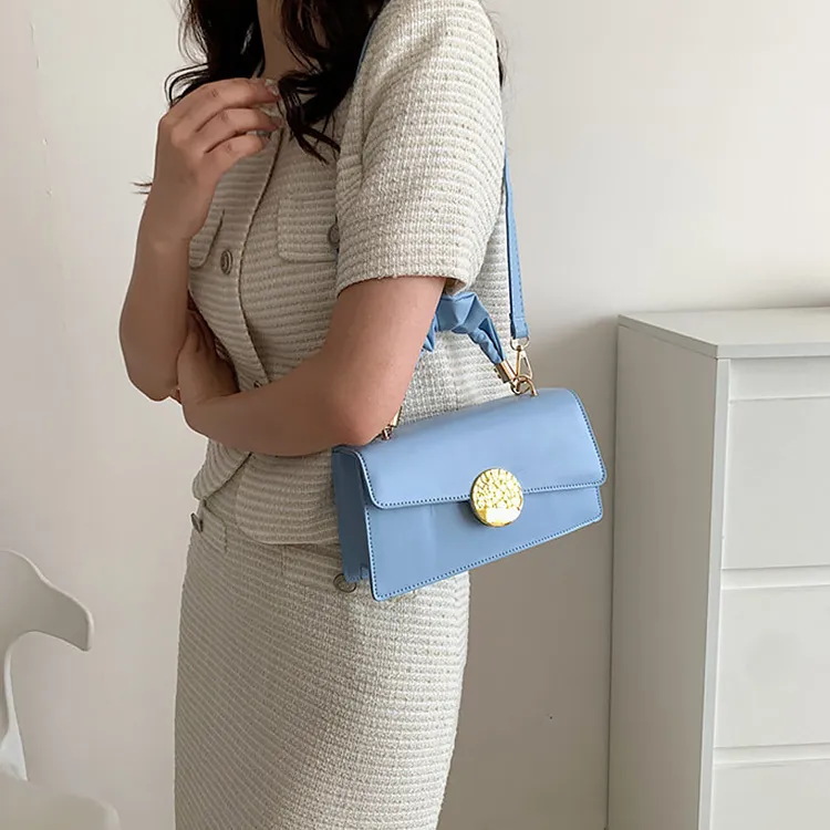 Meow in the grass Handbags-16