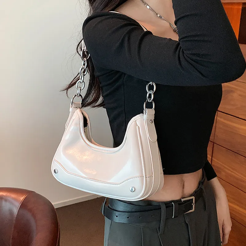 Meow in the grass Handbags-12