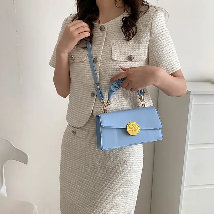 Meow in the grass Handbags-18