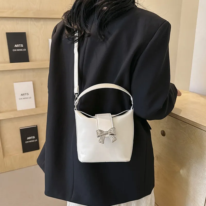 Meow in the grass Handbags-13